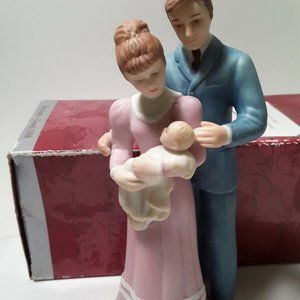 HALLMARK MOM AND DAD NEW ARRIVAL 1998